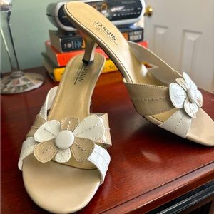 Size 10 Jasmin Gala spring/summer low-heel